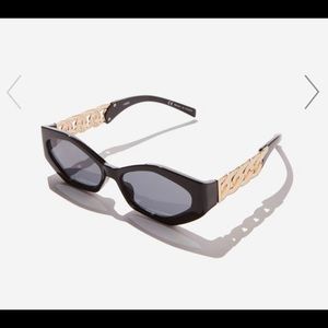 Link chain sunglasses